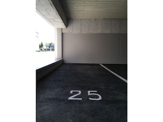 Ihr Parkplatz mit Nr. 25