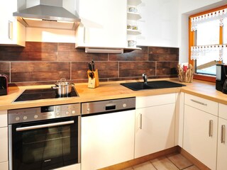 Moderne, vollausgestattete Küche