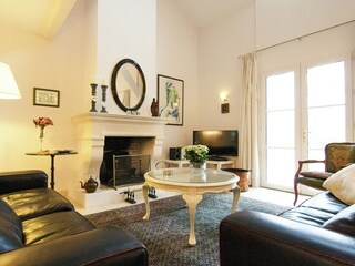 Villa Ecuras Features 17
