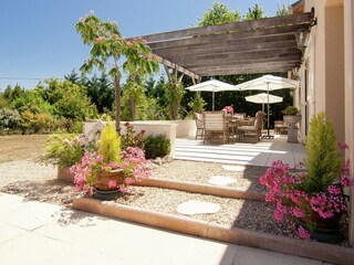 Villa Ecuras Outdoor Recording 5