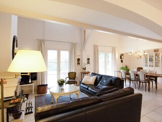Villa Ecuras Features 24