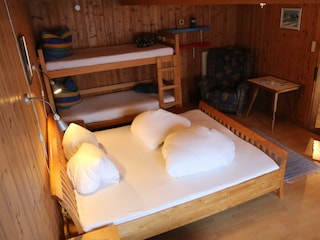großes Zimmer Erdgeschoss