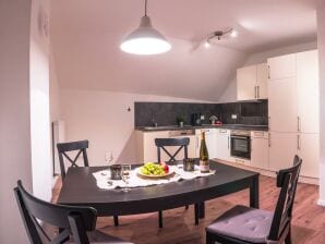 Apartment Fewo Römerturm, 1. Stock - Middle Moselle - image1