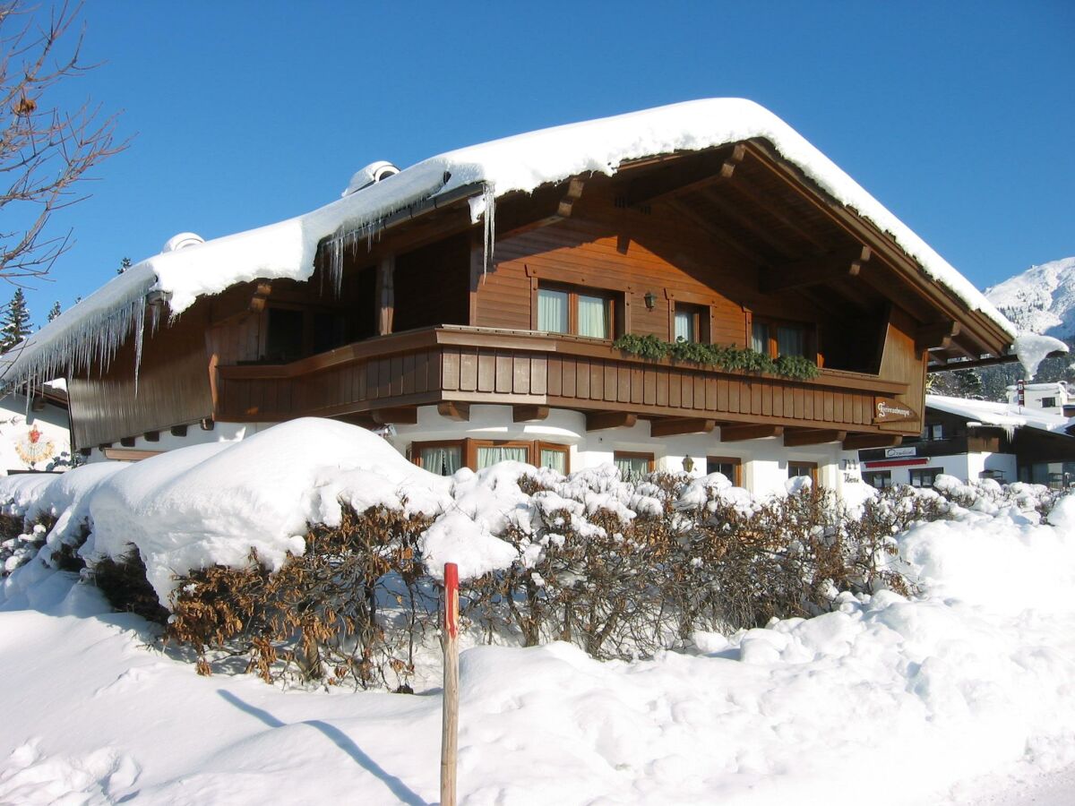 Winterbild Landhaus Thöni Seefeld in Tirol