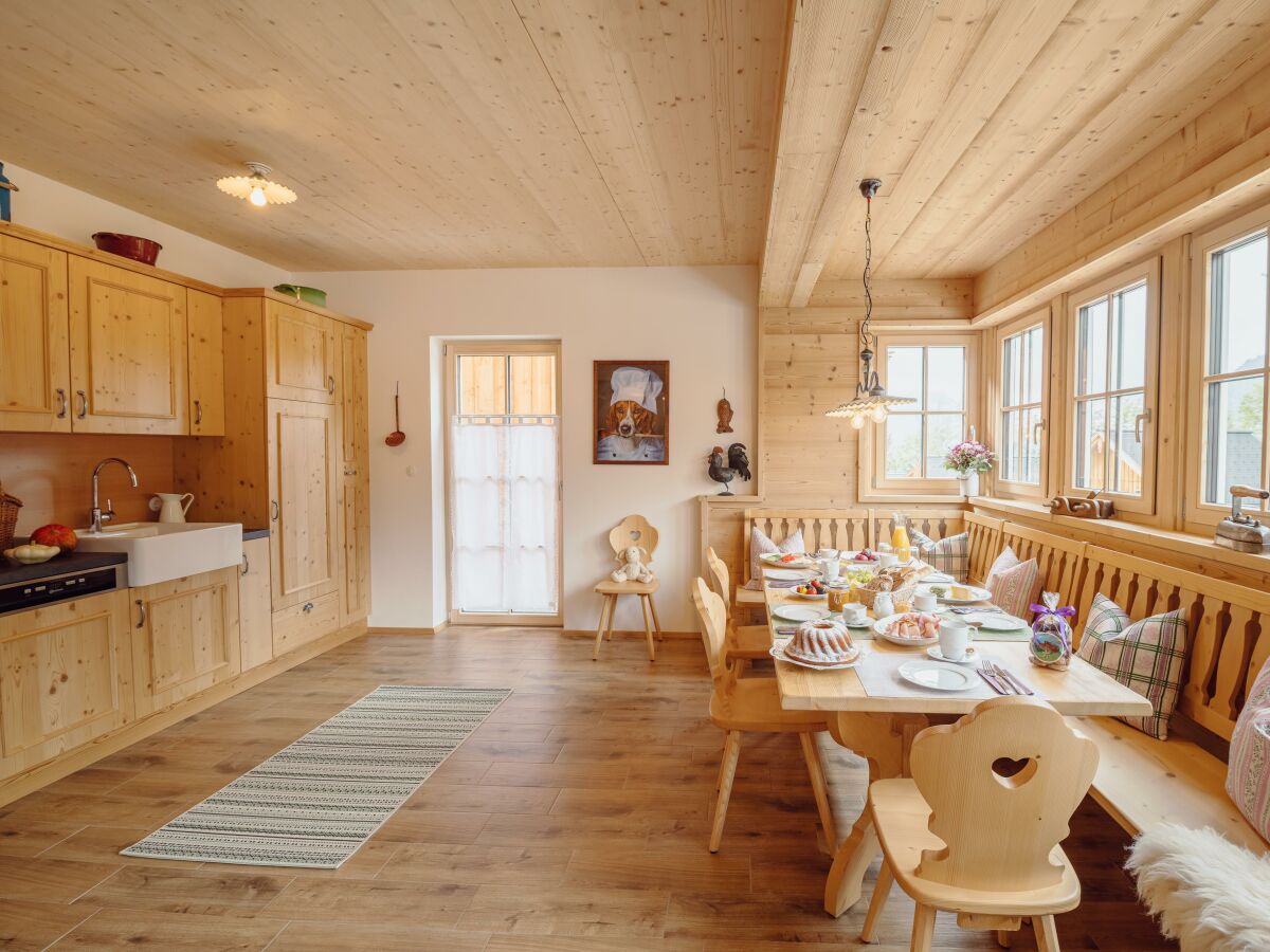 Haus Salzkammergut plus Veranda Esstisch, Küche