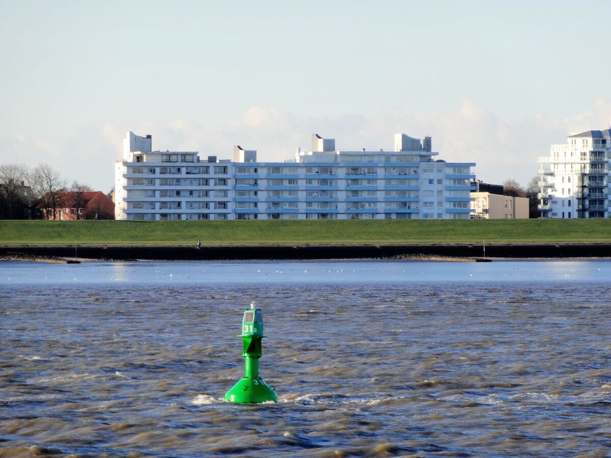 Ferienwohnung In Cuxhaven Mit Grandioser Seesicht Cuxhaven Zentrum Grimmershorn Firma Ferienplus Vermittlung Von Ferienobjekten Und Gasteservice In Cuxhaven Frau Arleta Schurmann