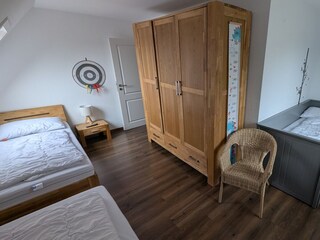 Schlafzimmer 2
