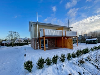 Winter (altes bild mittlerweile dauergrüne Bepflanzung)