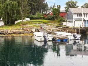 6 Personen Ferienhaus in averøy-By Traum