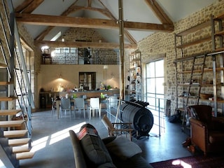 Farmhouse Braize Features 8