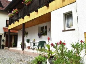 Vakantiehuis in Thüringen met eigen terras, gebruik van de tuin en zwembad - Gleichamberg - image1