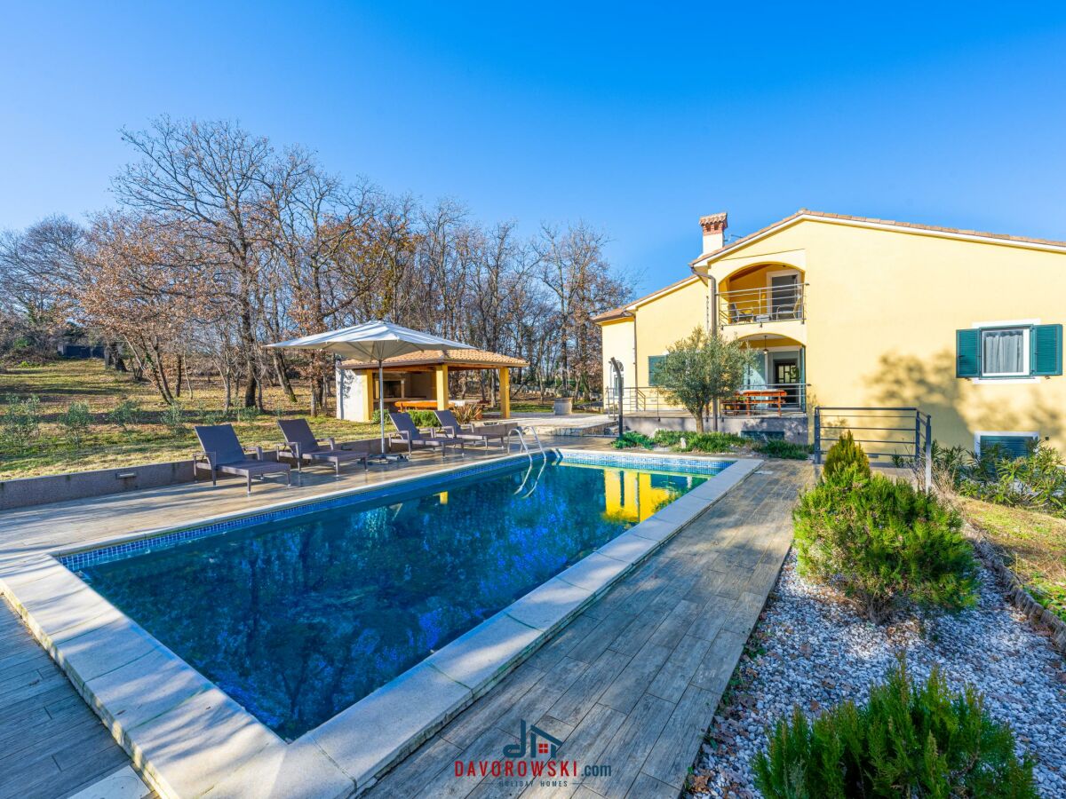 Villa Vodnjan Outdoor Recording 1