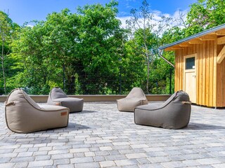 Backyard Steinweg 61