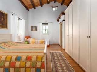 Villa Tinjan Caratteristiche 23