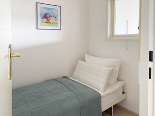 Kinderzimmer mit Einzelbett