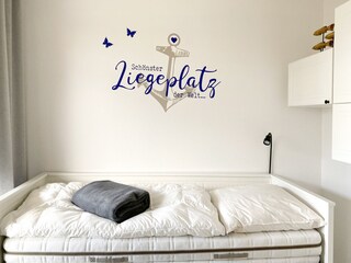 und mit einem Bett zum Ausziehen