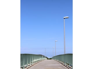 Brücke zum Strand in Vosseslag