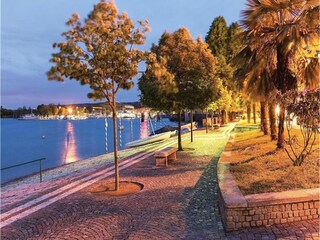 Vakantiehuis Porto Valtravaglia Omgeving 28