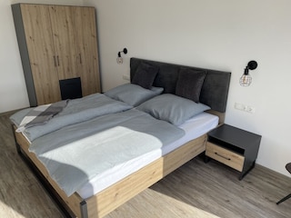Schlafzimmer zur Gartenseite