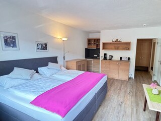 mit Komfort-Boxspringbett