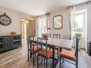 Holiday house Montaigu-la-Brisette Features 10