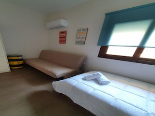 Villa Kato Almiri Features 12