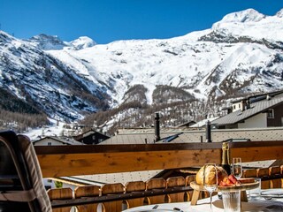 1cee7db9-cfa6-4da4-bb0a-14d6241e6cd0