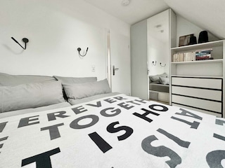 TIDE4 Apartment 8 Schlafzimmer
