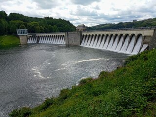 Staumauer zwischen Biggesee und Listersee