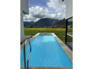 FB625F78-E106-47C7-9C5C-B83832162238