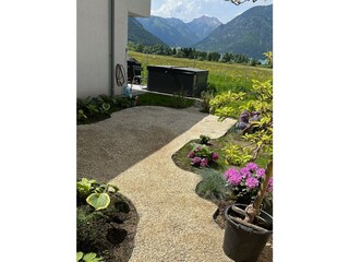 7DE6804B-C2C9-4C21-940B-81E8A19BC0C9