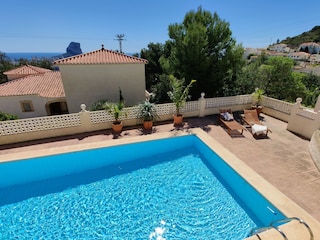 Pool der Villa Fiorida