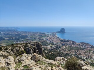 Blick auf die Bucht von Calpe vom Hausberg Pou de Mola