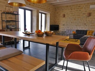 Villa Gonia Caratteristiche 24