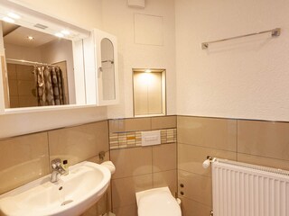 Badezimmer 4