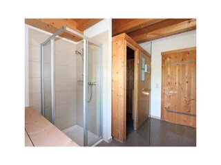 Sauna mit Dusche