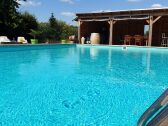 la bienvenue swimming pool