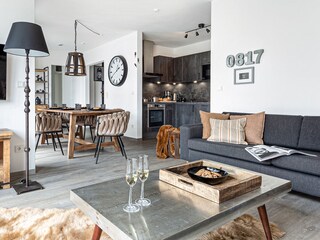 Wohnzimmer mit viel Platz für Familien