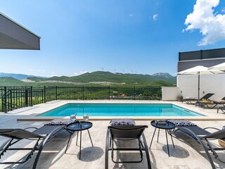 Villa Blato na Cetini Buitenaudio-opname 3