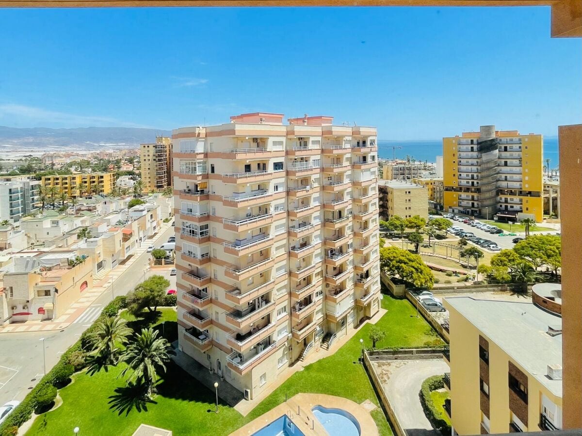 Apartment Roquetas de Mar Außenaufnahme 7