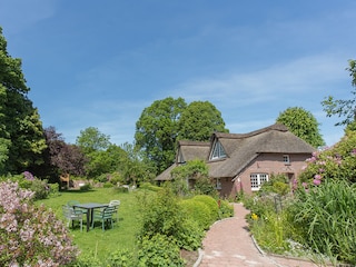 Nutzen Sie den großen Garten