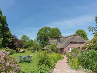 Nutzen Sie den großen Garten