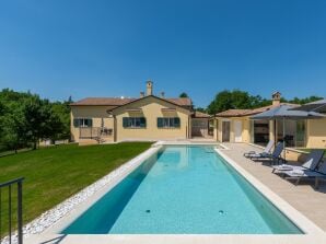 Maison de vacances Mateo avec Piscine Privée - Pazine - image1