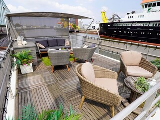 Sun deck