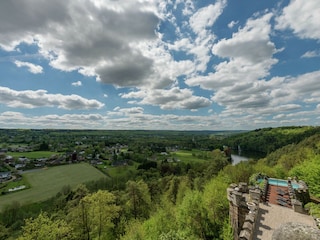 Castle Spa Outdoor Recording 12