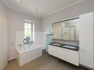 Castle Spa Features 18