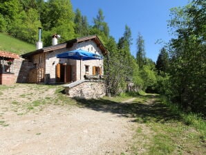 Chalet de montaña en Lamon con jardín - Lamón - image1