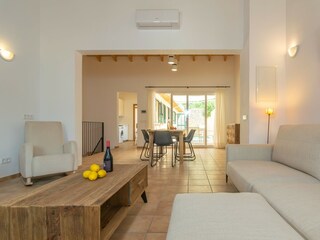 Villa Es Capdella Features 16