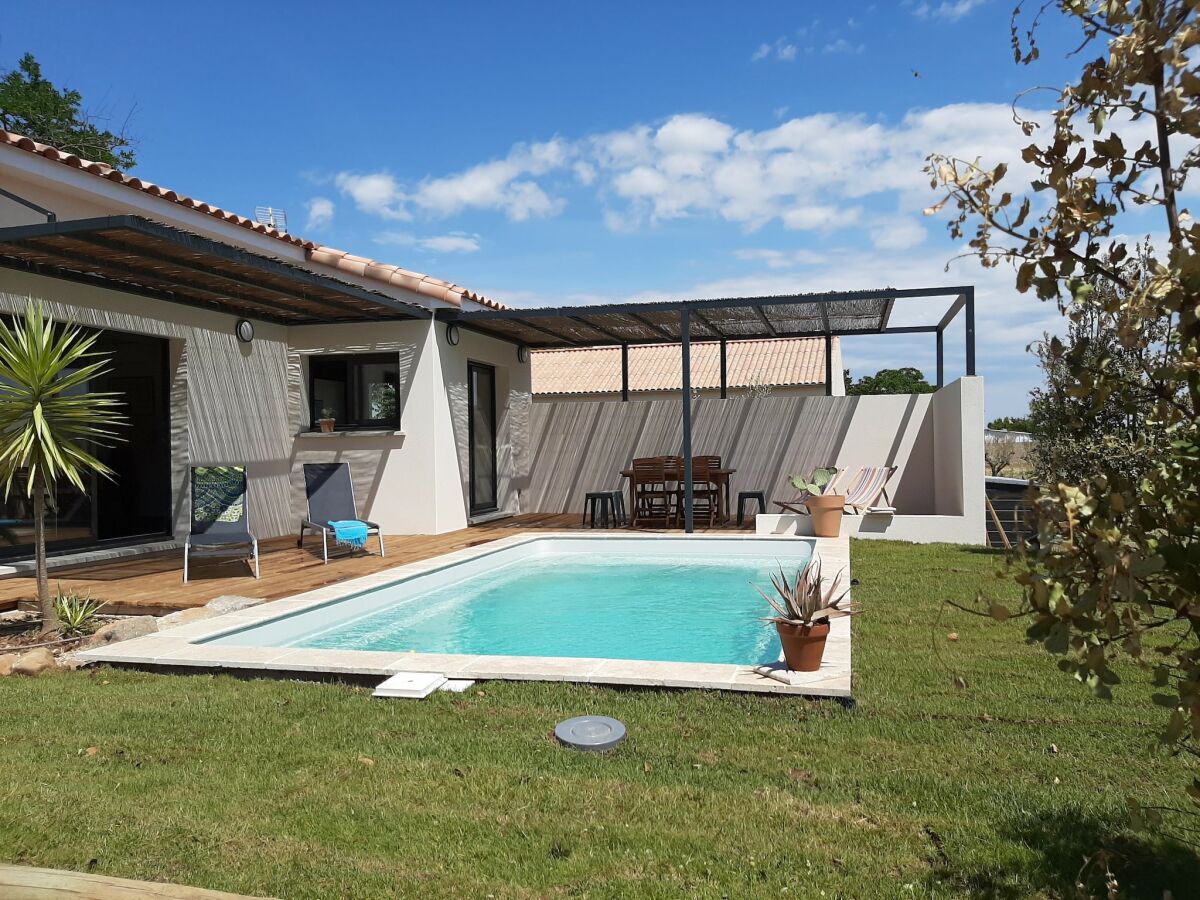 Villa Pouzols Minervois Buitenaudio-opname 1