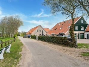 Holiday house Geräumiges Ferienhaus in Nes mit Garten - Nes - image1